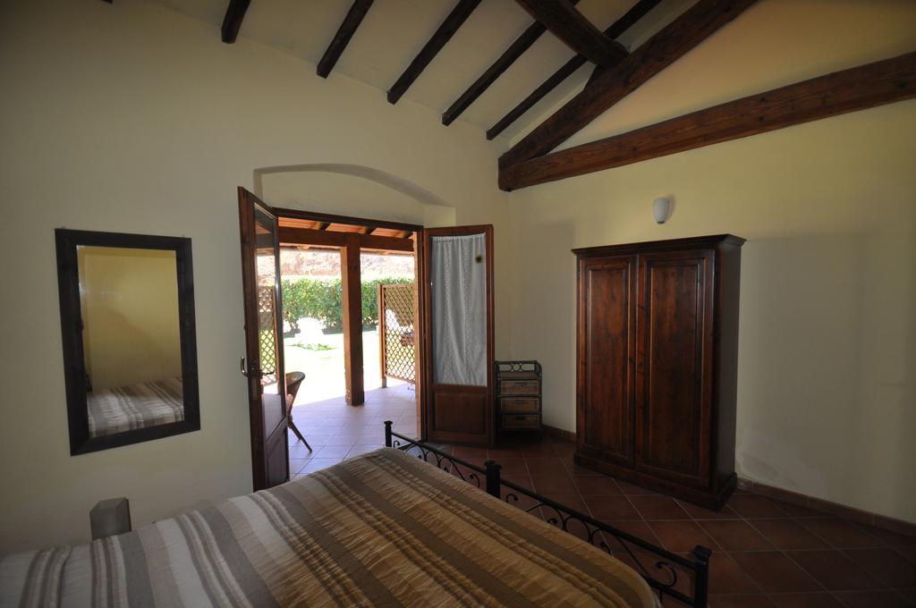 Agriturismo Il Cerrosughero Villa Scarlino Kamer foto