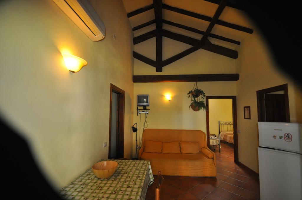 Agriturismo Il Cerrosughero Villa Scarlino Kamer foto