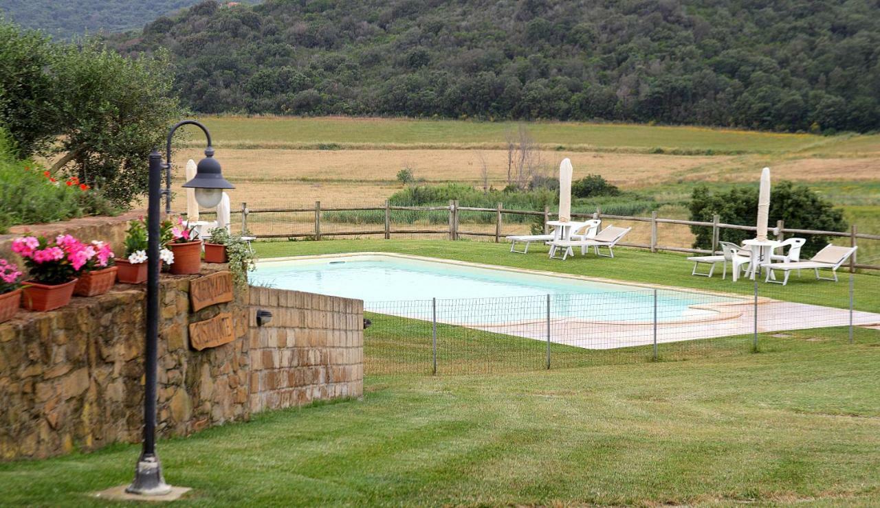 Agriturismo Il Cerrosughero Villa Scarlino Buitenkant foto